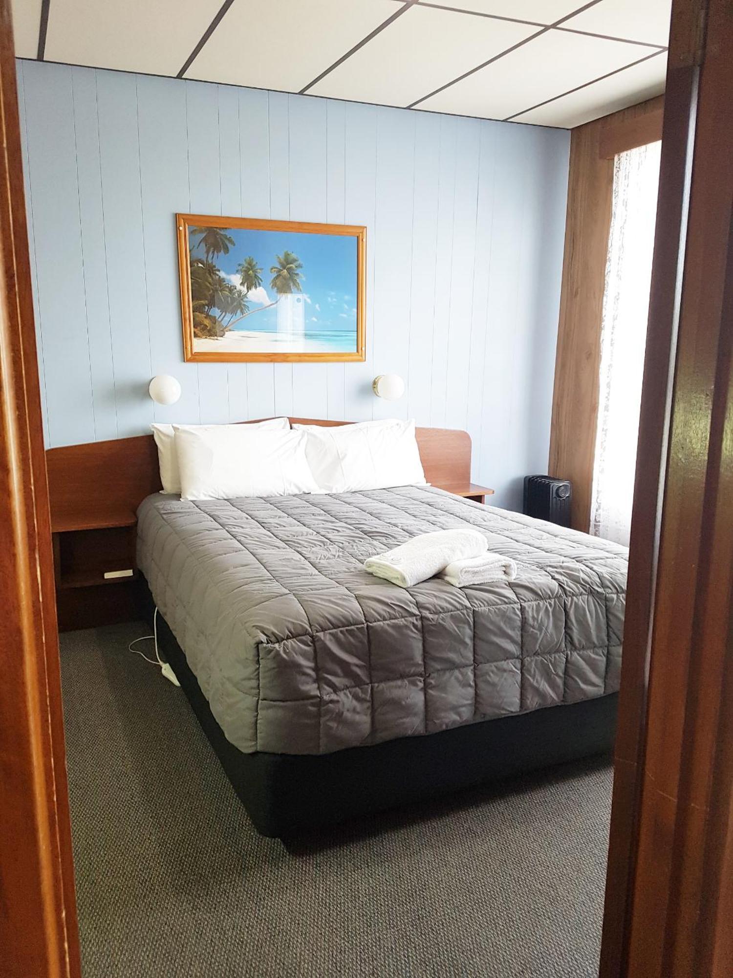 Limestone Coast Tourist Park Hotel Mount Gambier Room photo