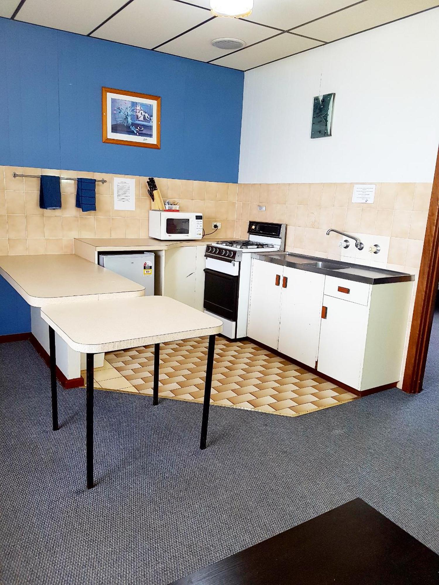 Limestone Coast Tourist Park Hotel Mount Gambier Room photo